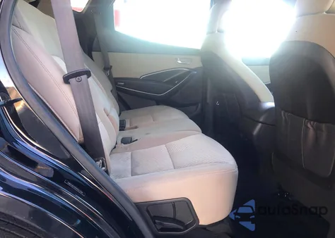 2017 Hyundai Santa Fe Sport z USA, uszkodzony, nr VIN 5NMZUDLB0HH023306